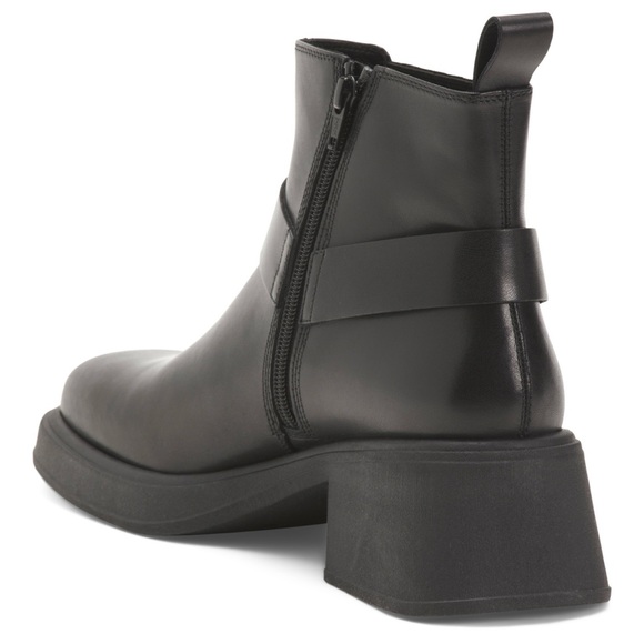 Vagabond Black Heeled Chelsea Boots - Picture 2 of 6